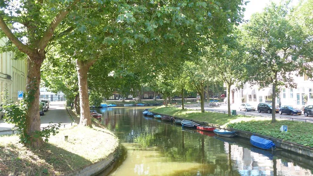 Bed & Breakfast Aan De Singel Van Utrecht